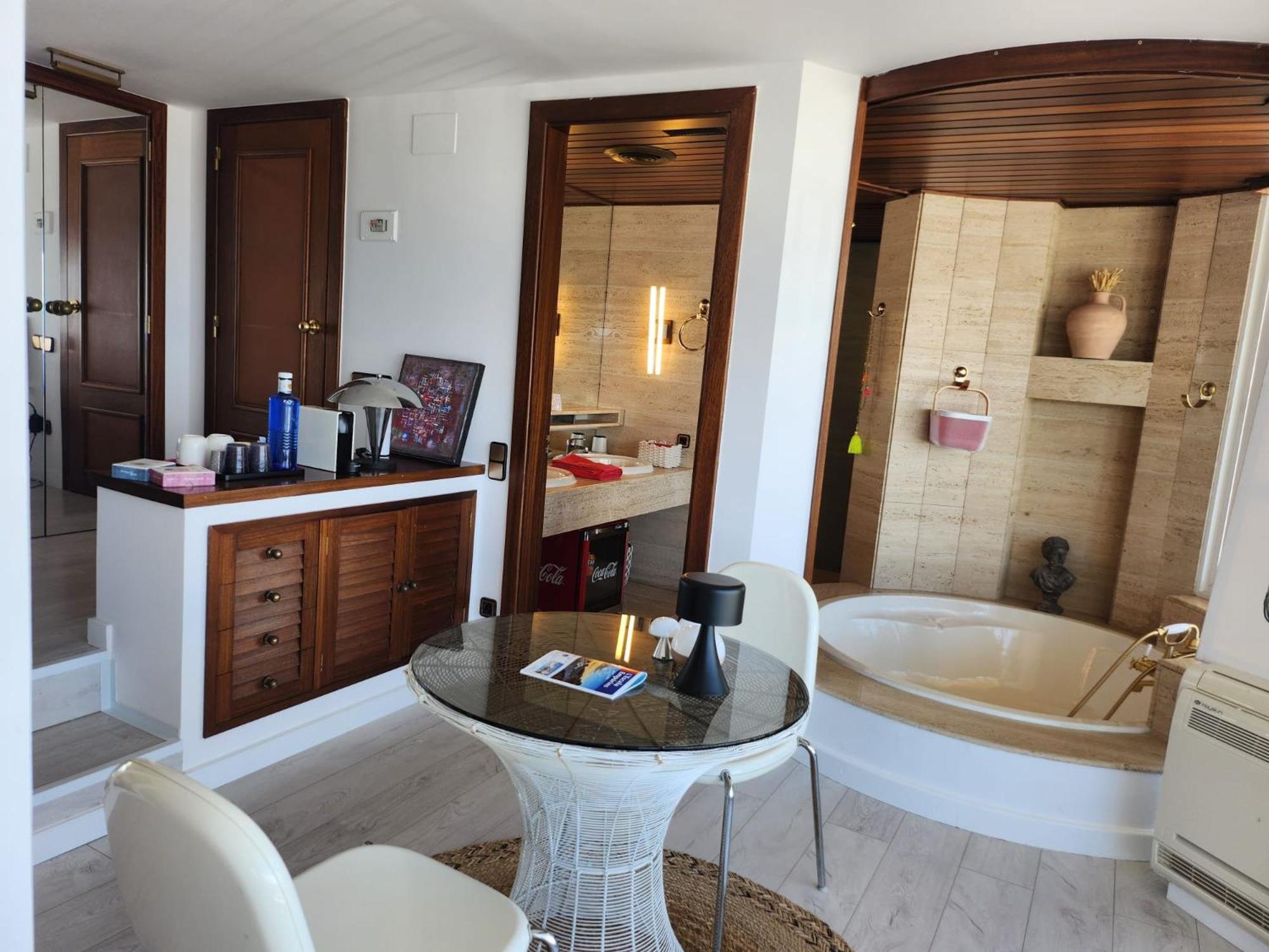 Solo Atico Guest Suites L'Escala Exterior foto